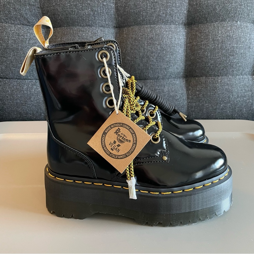 Dr Martens Vegan Jadon Max Platform Boots Women’s Black - Picture 4 of 7
